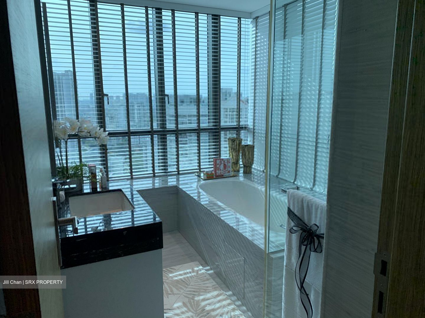8 Saint Thomas (D9), Condominium #590961401